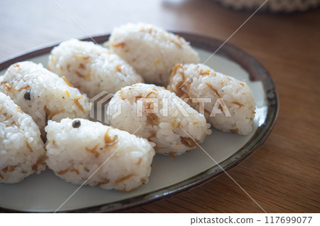 Dried Japanese pepper rice ball Dried Japanese pepper rice ball 117699077