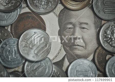 澀澤榮一紙幣和日本硬幣 澀澤榮一紙幣和日本硬幣 117699901