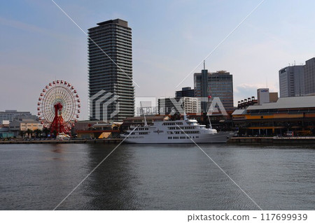 A luxury cruise ship seen from Harborland at Naka Pier A luxury cruise ship seen from Harborland at Naka Pier 117699939