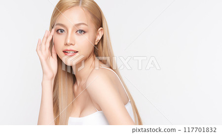 Beautiful young asian woman with clean fresh skin on white background, Face care, Facial treatment, Cosmetology, beauty and spa, Asian women portrait. Beautiful young asian woman with clean fresh skin on white background, Face care, Facial treatment, Cosmetology, beauty and spa, Asian women portrait. 117701832