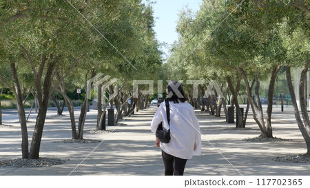 In front of Apple's headquarters in Silicon Valley 117702365