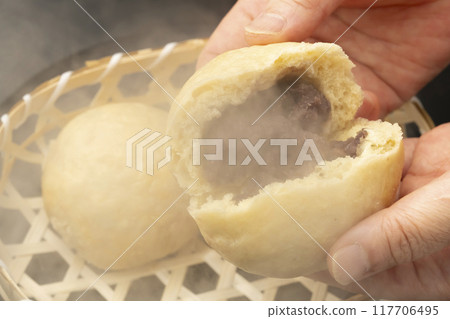 蒸包子、碳酸包子、用手掰包子 蒸包子、碳酸包子、用手掰包子 117706495