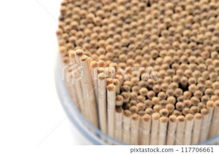 toothpick 117706661