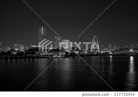 Monochrome Yokohama Minato Mirai MM21 Spectacular night view spot 2 117710354