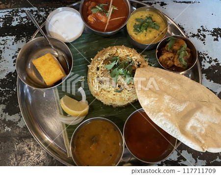 南印度套餐:印度香飯和咖哩套餐 南印度套餐:印度香飯和咖哩套餐 117711709