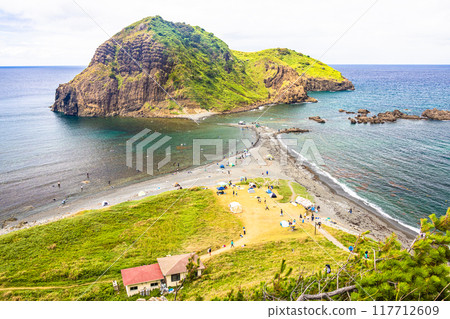 [新潟縣_佐渡_Futatsugame] 享受假期的人們 117712609