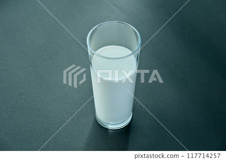 milk milk 117714257