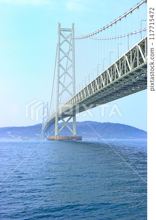 Scenery of Akashi Kaikyo Bridge, Kobe City, Hyogo Prefecture 117715472