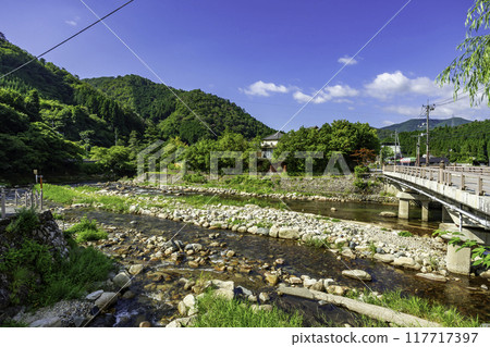 Okutsu Onsen and Yoshii River, Kagamino Town, Okayama Prefecture 117717397