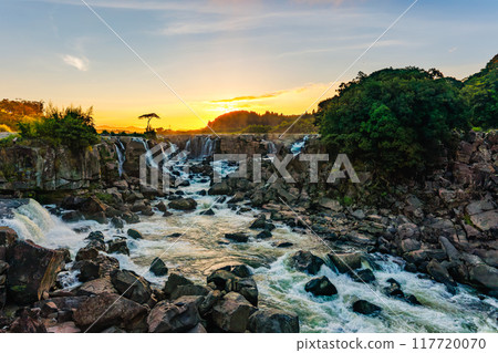 Sogi Falls - Early morning magic hour Sogi Falls - Early morning magic hour 117720070