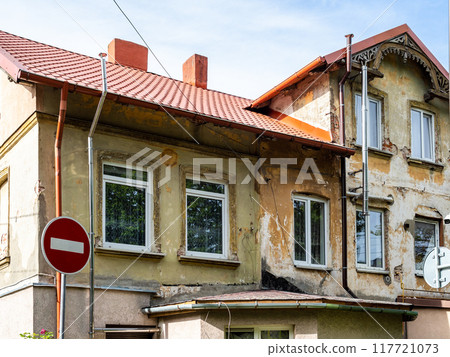 old urban house in Zelenogradsk town old urban house in Zelenogradsk town 117721073