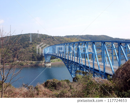 Black Seto Ohashi Bridge (Nagashima, one of Japan's three fastest currents) Black Seto Ohashi Bridge (Nagashima, one of Japan's three fastest currents) 117724653