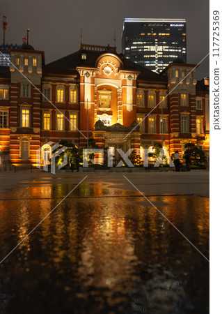 Tokyo Station night view after the rain Tokyo Station night view after the rain 117725369