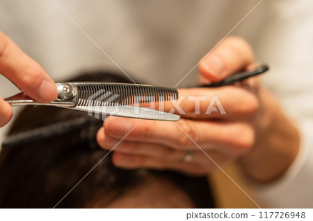 女生 女孩 女性 117726948