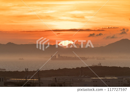 在日落沾染的城市 在日落沾染的城市 117727597