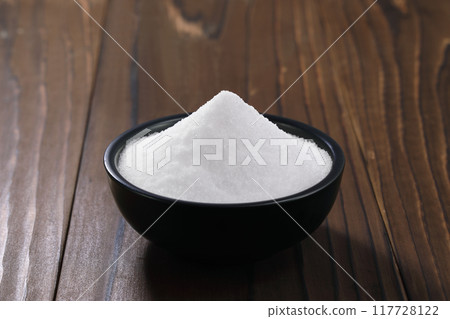 Salt in a bowl Salt in a bowl 117728122
