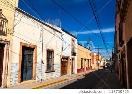 Traditional houses in the old town of Lagos de Moreno. UNESCO world heritage in Jalisco, Mexico 117730705