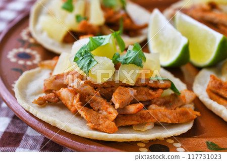 Tacos al pastor (Mexican cuisine) 117731023