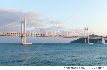 Gwangandaegyo bridge view, a suspension bridge of Busan city, South Korea Gwangandaegyo bridge view, a suspension bridge of Busan city, South Korea 117734044