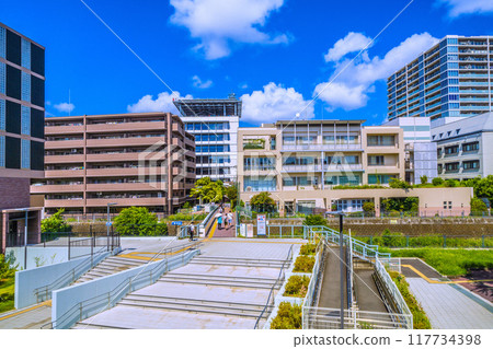 日本橫濱城市景觀，八月。相鐵 星川站等景觀橫濱市消防局在後面 117734398