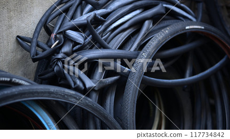 Old bicycle tires 117734842