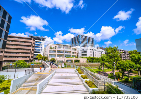 Yokohama cityscape in Japan in August. Overlooking SOTETSU Hoshikawa Station and other areas. The Yokohama City Fire Department is in the background. 117735100