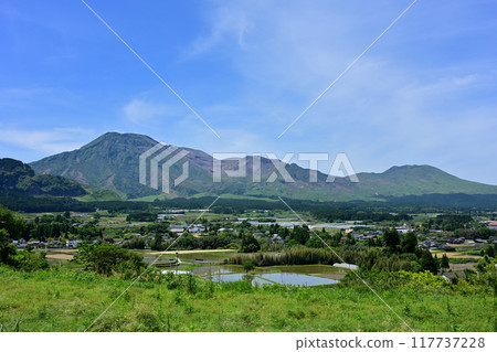Mount Aso seen from Sakanashi Parking Lot 117737228
