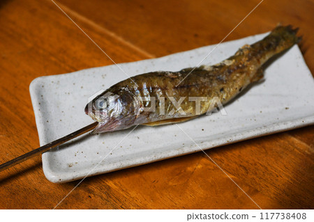 Salt-grilled rainbow trout Salt-grilled rainbow trout 117738408