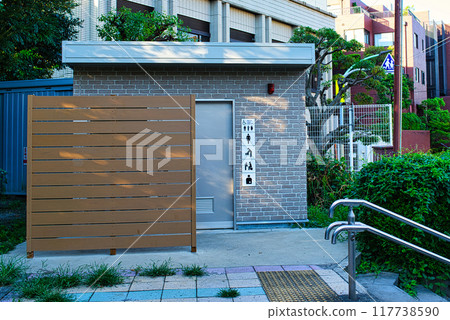 Scenery of the combination playground equipment at Shibuya Ward Uehara Park 117738590