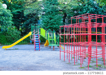 Scenery of the combination playground equipment at Shibuya Ward Uehara Park Scenery of the combination playground equipment at Shibuya Ward Uehara Park 117738611