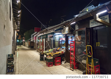 Street in the old town of Sarajevo, Bosnia and Herzegovina, at night / Sarajevo, B&H 117738711