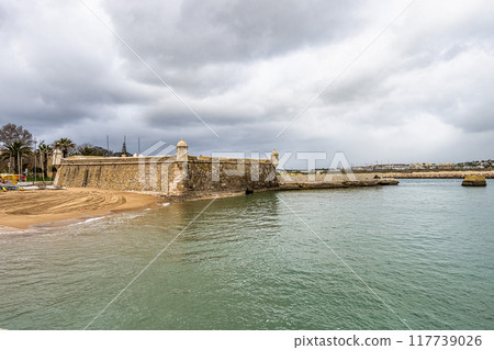 Forte da Ponta da Bandeira fort in Lagos, Algarve, Portugal. Fortification from the 17th century 117739026