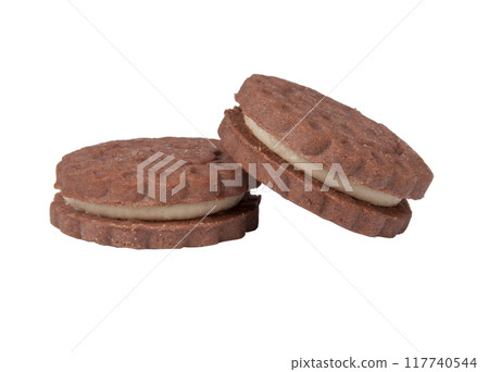biscuit cookies with cream isolated on the white biscuit cookies with cream isolated on the white 117740544