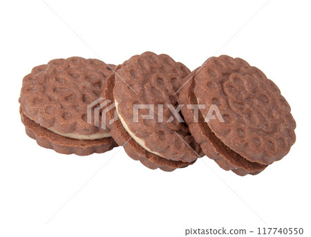 biscuit cookies with cream isolated on the white biscuit cookies with cream isolated on the white 117740550