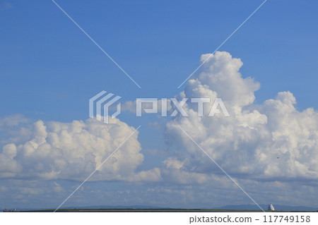 Developing cumulonimbus clouds 117749158