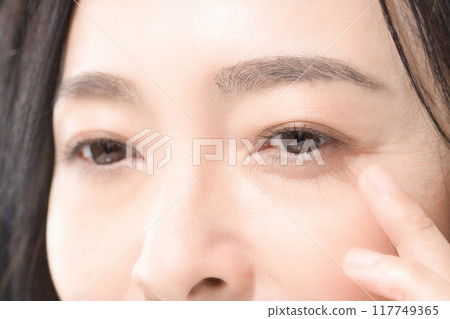 中年美女 117749365