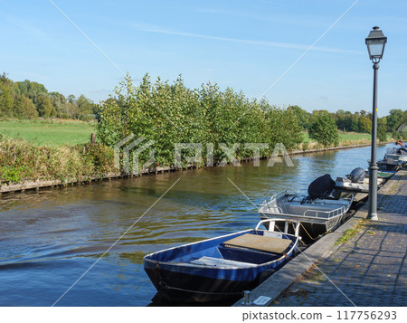the canals of Giethoorn in the netherlands the canals of Giethoorn in the netherlands 117756293