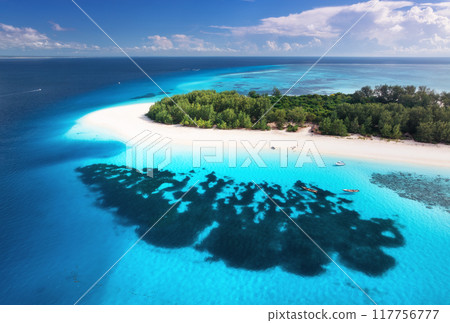 Aerial view of blue sea and Mnemba island, Zanzibar. Top view 117756777