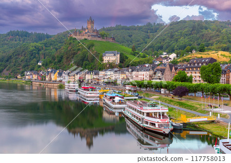 Cochem with Reichsburg castle, Germany 117758013
