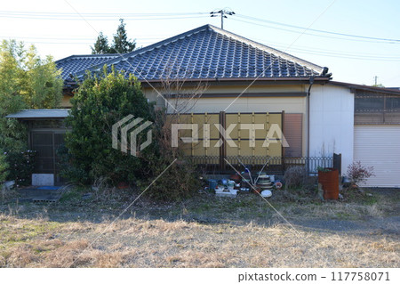 空置的日本房屋 117758071