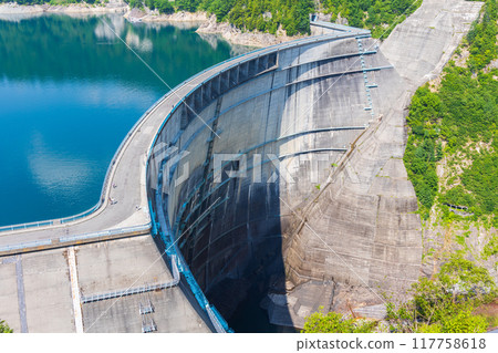 Tateyama Kurobe Alpine Route in early summer Kurobe Dam (Lake Kurobe) Tateyama Kurobe Alpine Route in early summer Kurobe Dam (Lake Kurobe) 117758618