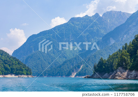 Tateyama Kurobe Alpine Route in early summer Kurobe Dam (Lake Kurobe) Tateyama Kurobe Alpine Route in early summer Kurobe Dam (Lake Kurobe) 117758706