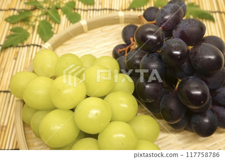 葡萄:Shine Muscat 和 BK 無核 葡萄:Shine Muscat 和 BK 無核 117758786