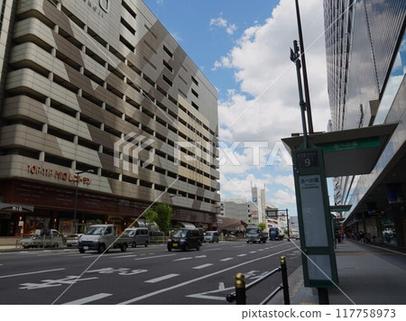 Scenery of the Abenobashi bus stop 117758973