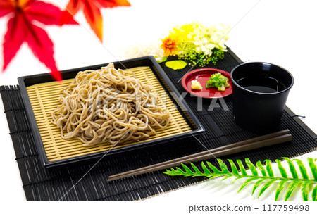 扎魯蕎麥麵,一種有秋天感覺的日本食物 扎魯蕎麥麵,一種有秋天感覺的日本食物 117759498