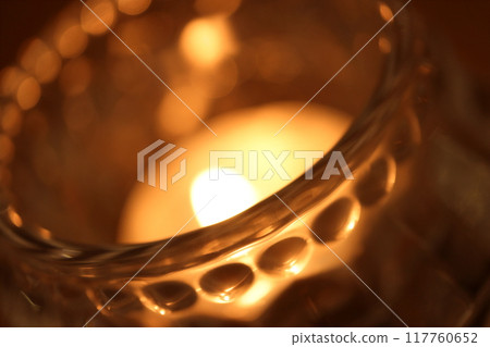 Glass aroma candle holder for indoor use 117760652