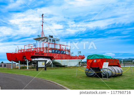 Summer at Monbetsu Sea Station, the first Garinko train 117760716