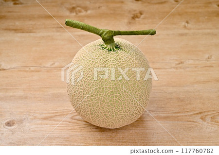 豪華瓜、溫室瓜、哈密瓜、水果。這是靜岡縣的溫室甜瓜。 豪華瓜、溫室瓜、哈密瓜、水果。這是靜岡縣的溫室甜瓜。 117760782