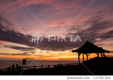 Sunset after sunset at Yuhigaoka Park, Kashiwazaki City, Niigata Prefecture 117761369