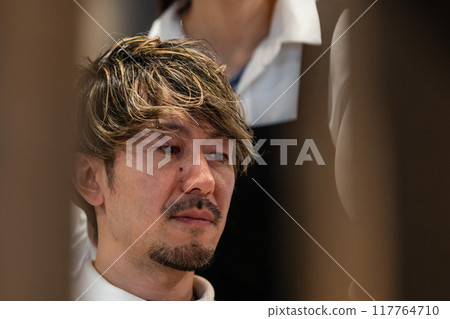 客人 男人 男 117764710